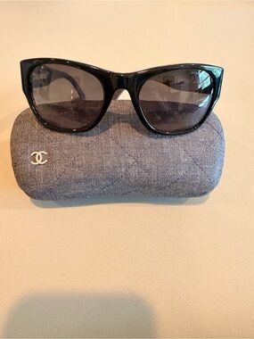CHANEL  Vintage Black Cat-Eye Women's Sunglasses with Dark Lenses